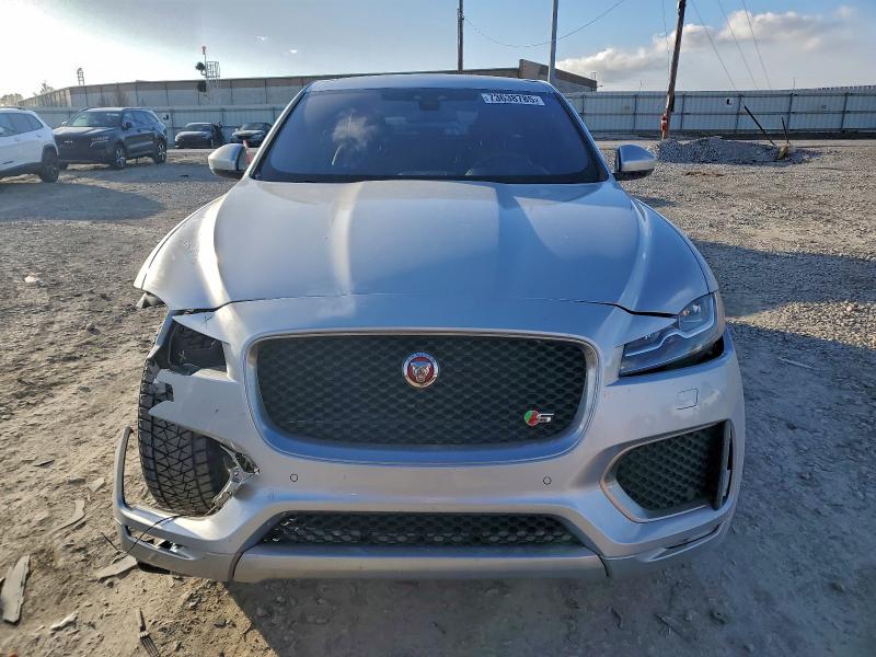 Фото 5 - JAGUAR F-PACE
