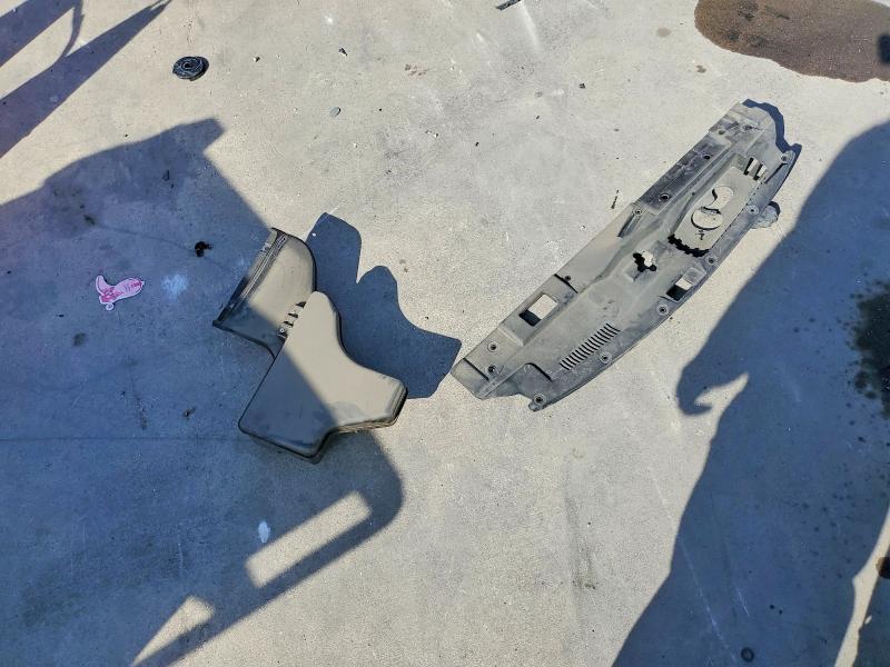 Фото 13 - MITSUBISHI OUTLANDER