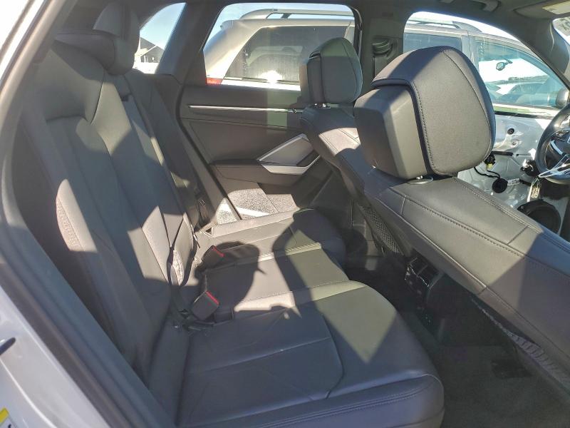 Фото 11 - AUDI Q3