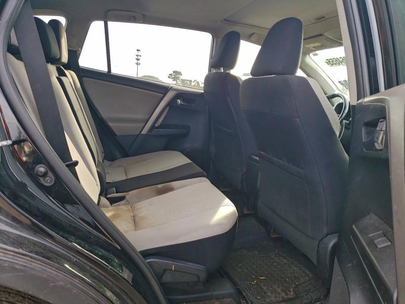 Фото 11 - TOYOTA RAV4