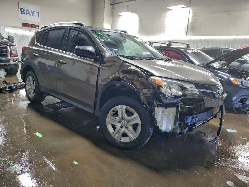 Фото 4 - TOYOTA RAV4