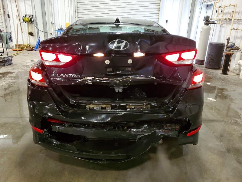 Фото 6 - HYUNDAI ELANTRA