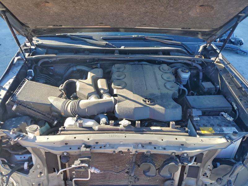 Фото 12 - TOYOTA 4RUNNER