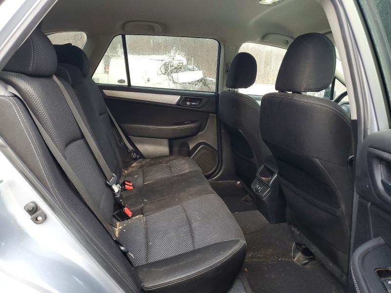 Фото 10 - SUBARU OUTBACK