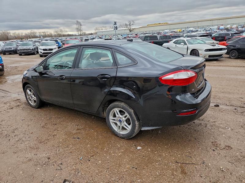 Фото 2 - FORD FIESTA