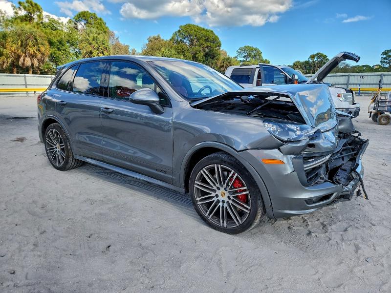 Фото 4 - PORSCHE CAYENNE