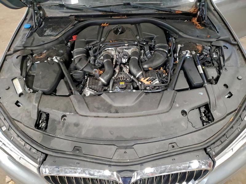 Фото 11 - BMW 7 SERIES