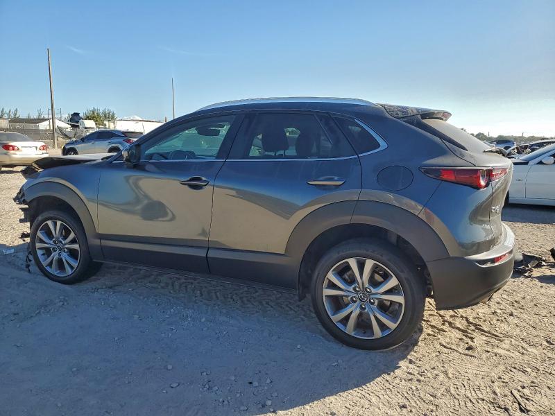 Фото 2 - MAZDA CX30