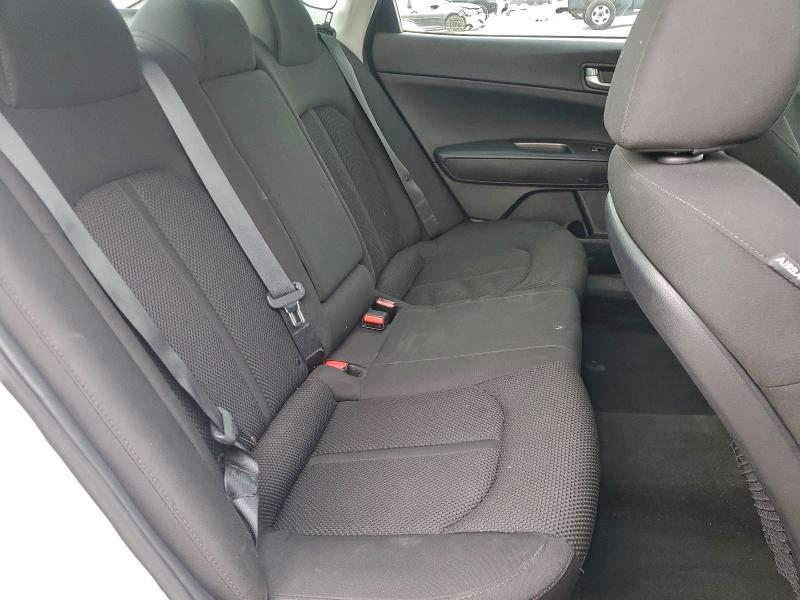 Фото 10 - KIA OPTIMA