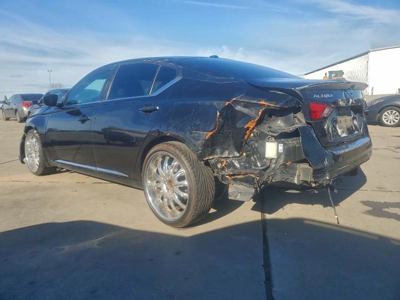 Фото 2 - NISSAN ALTIMA