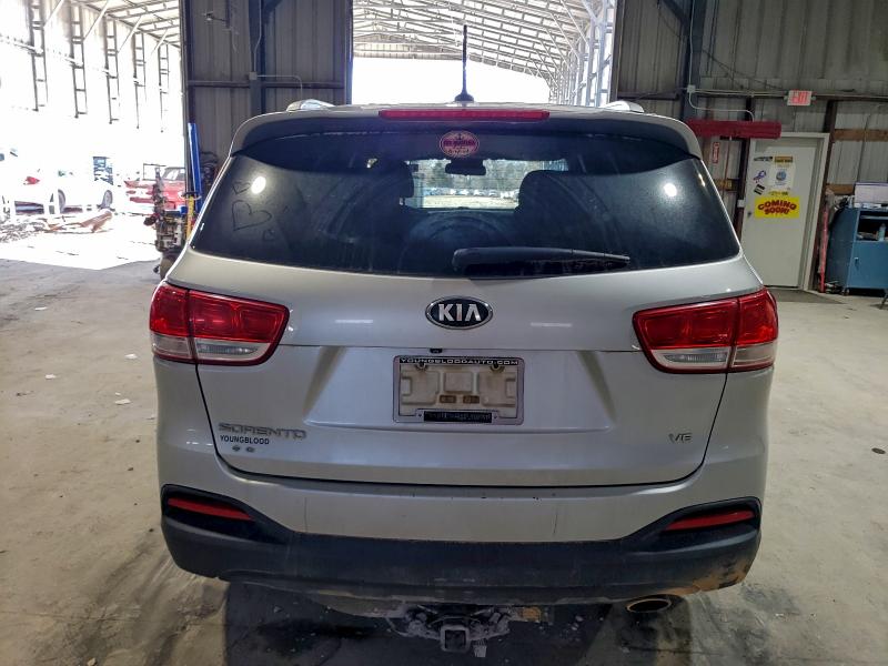 Фото 6 - KIA SORENTO