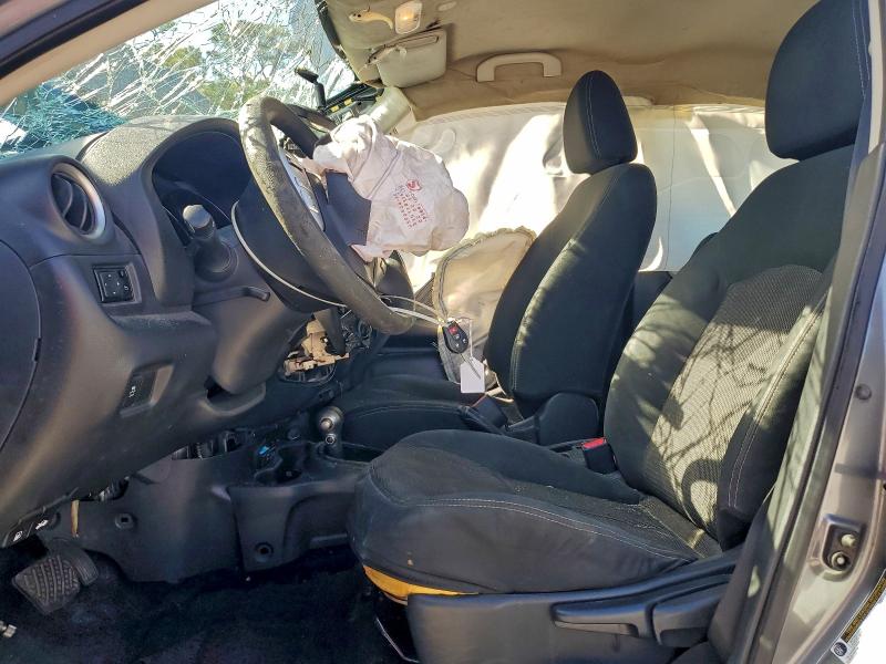 Фото 7 - NISSAN VERSA