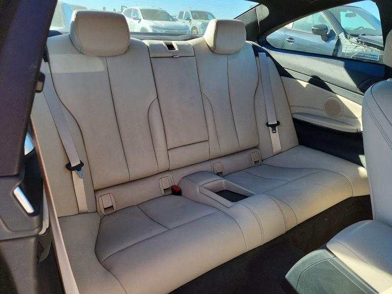 Фото 10 - BMW 4 SERIES