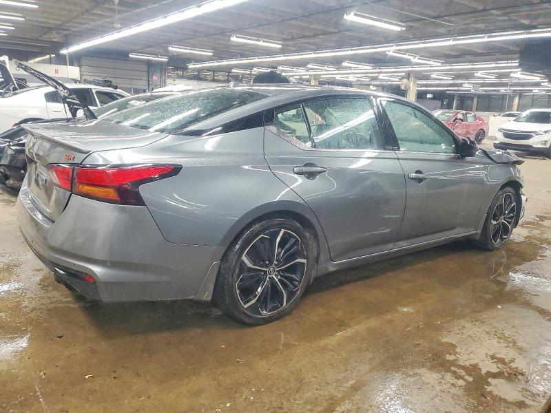 Фото 3 - NISSAN ALTIMA