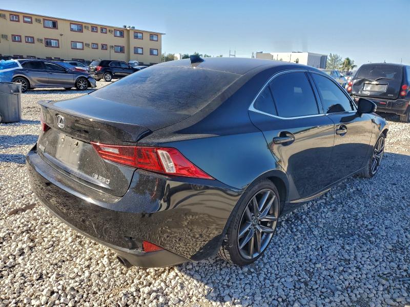 Фото 3 - LEXUS IS