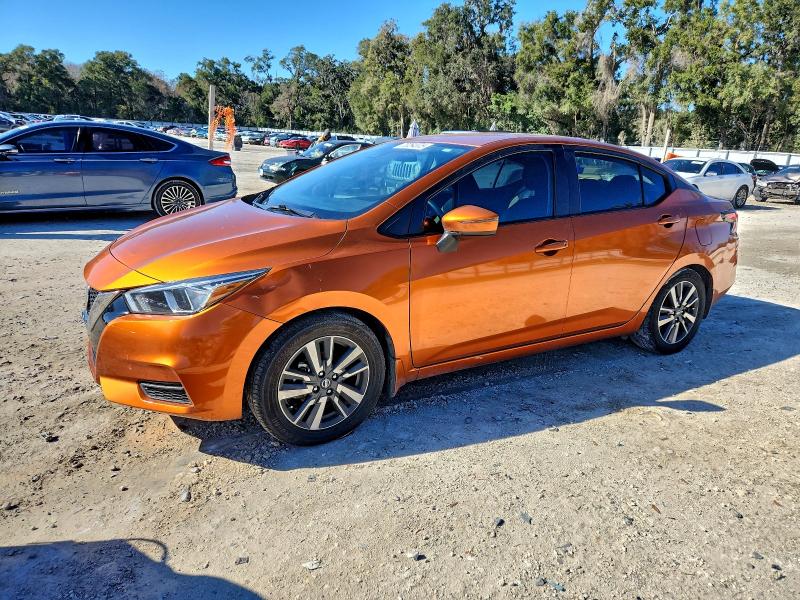 Фото 1 - NISSAN VERSA