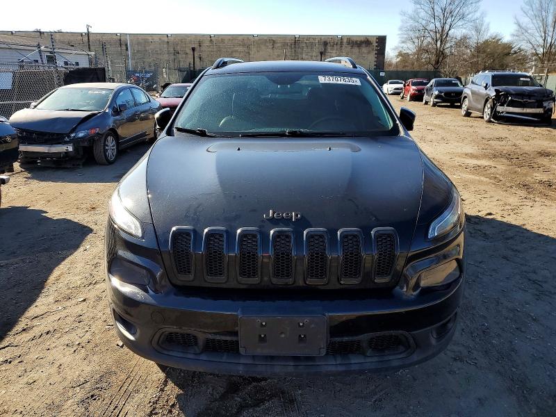 Фото 5 - JEEP GRAND CHER