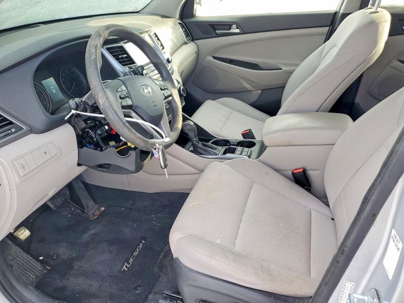 Фото 7 - HYUNDAI TUCSON