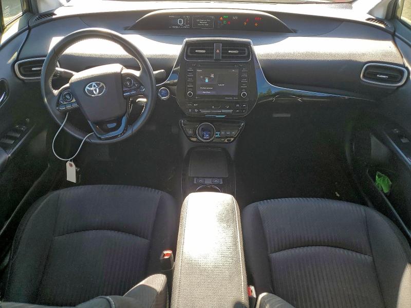 Фото 8 - TOYOTA PRIUS