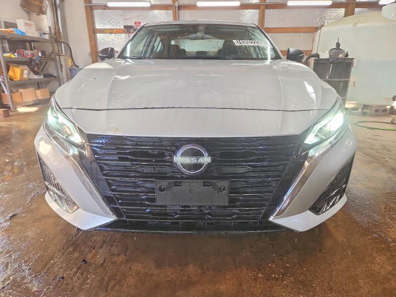 Фото 5 - NISSAN ALTIMA