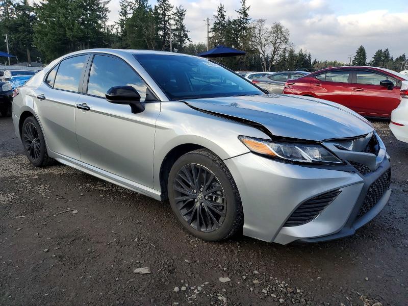 Фото 4 - TOYOTA CAMRY