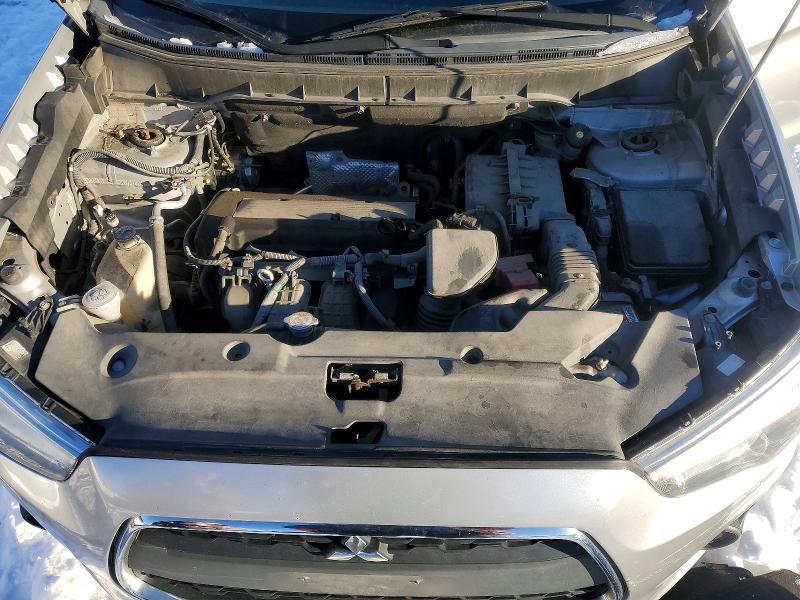 Фото 12 - MITSUBISHI OUTLANDER