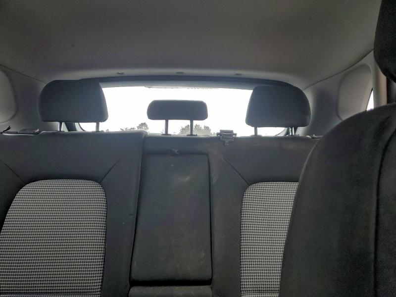 Фото 10 - HYUNDAI KONA