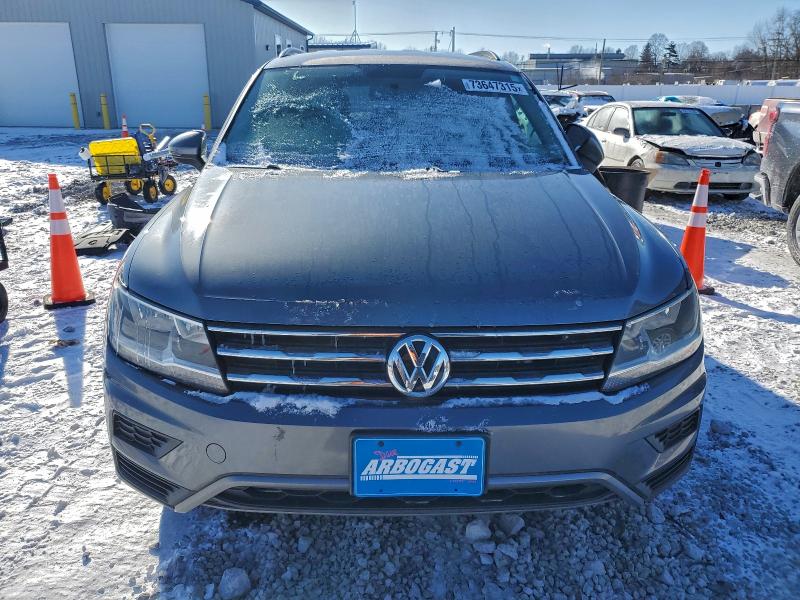 Фото 5 - VOLKSWAGEN TIGUAN