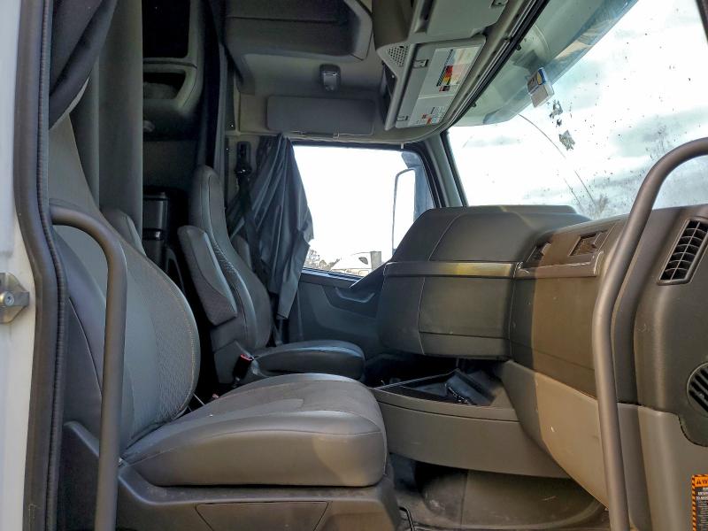 VOLVO VN 2019 VIN 4V4NC9EH9KN902270