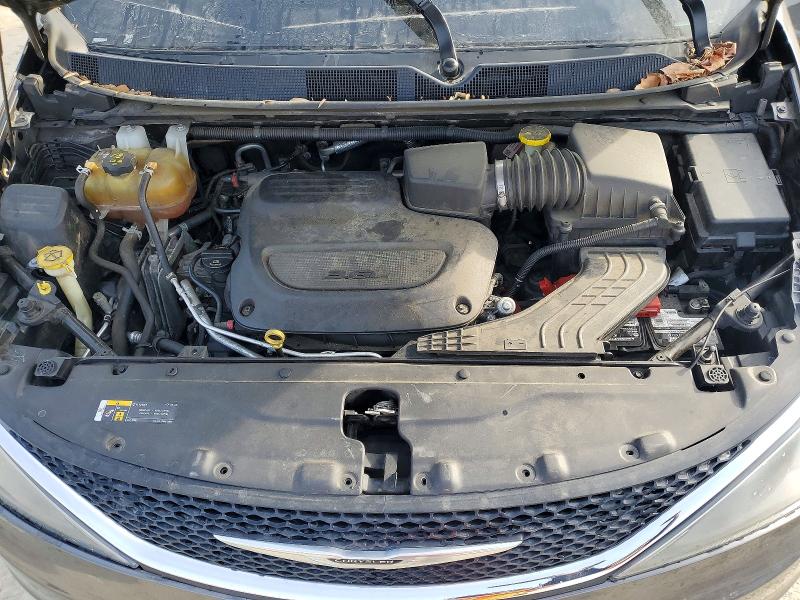 Фото 12 - CHRYSLER MINIVAN