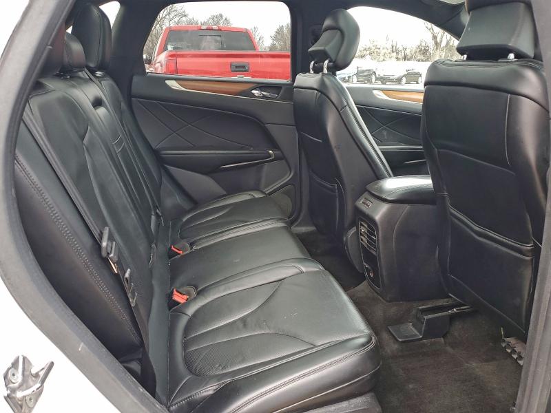 Фото 11 - LINCOLN MKZ