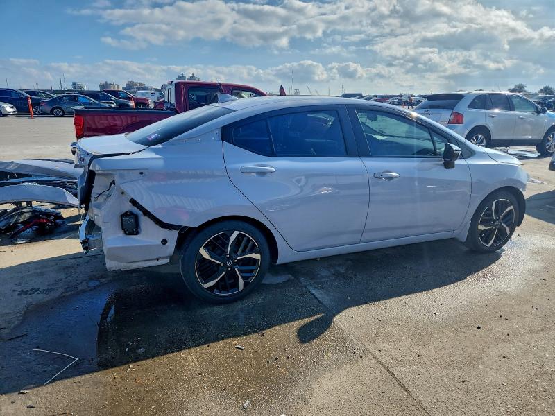 Фото 3 - NISSAN VERSA