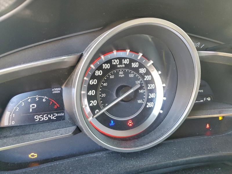 Фото 9 - MAZDA 3