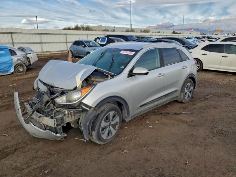 Фото 1 - KIA NIRO