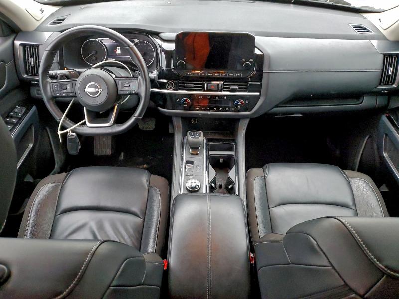 Фото 8 - NISSAN PATHFINDER