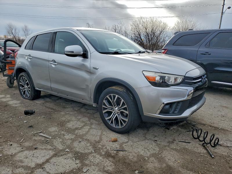 Фото 4 - MITSUBISHI OUTLANDER