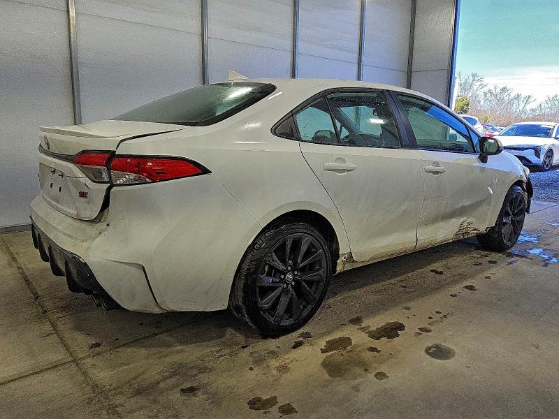 Фото 3 - TOYOTA COROLLA