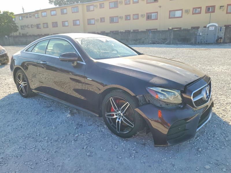 Фото 4 - MERCEDES-BENZ E-CLASS