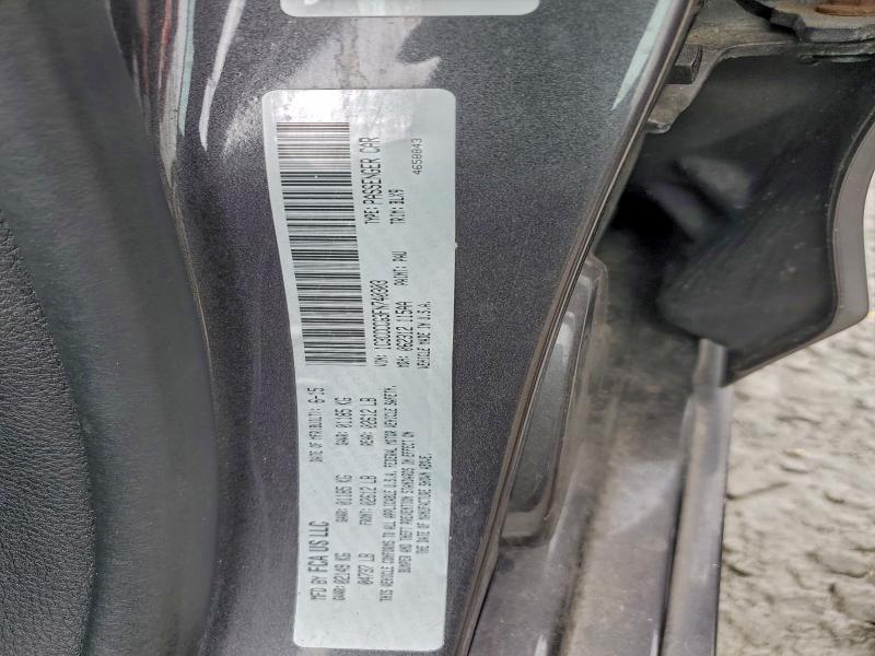 Фото 12 - CHRYSLER 200