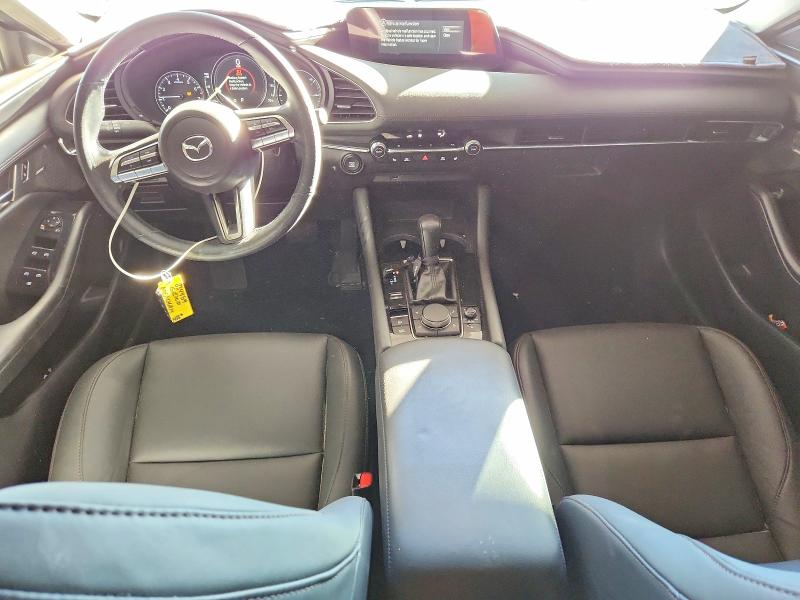 Фото 8 - MAZDA 3