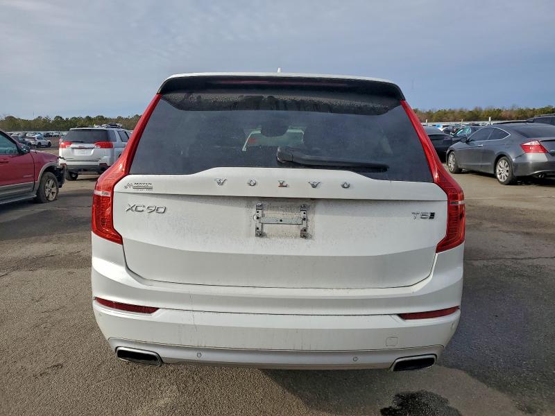 Фото 6 - VOLVO XC90
