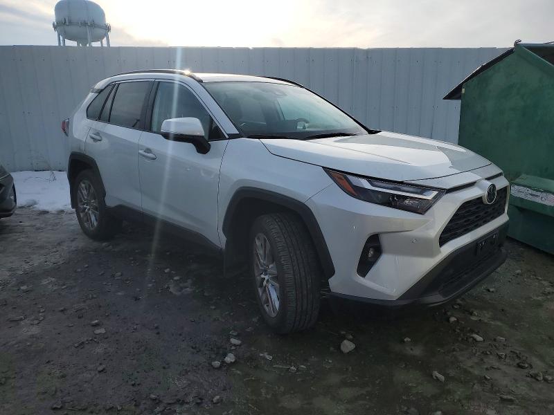Фото 4 - TOYOTA RAV4