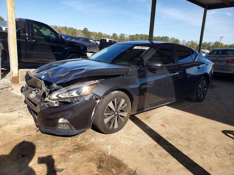 Фото 1 - NISSAN ALTIMA