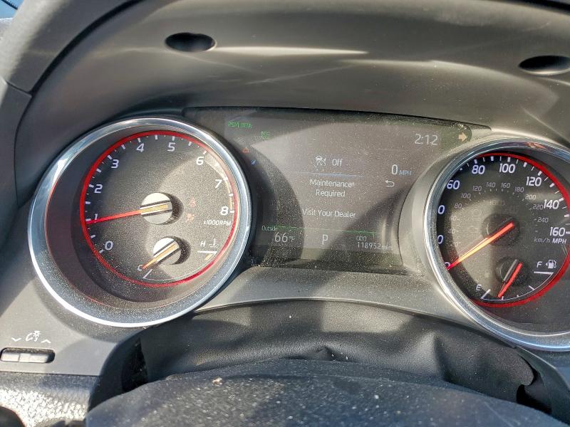 Фото 9 - TOYOTA CAMRY