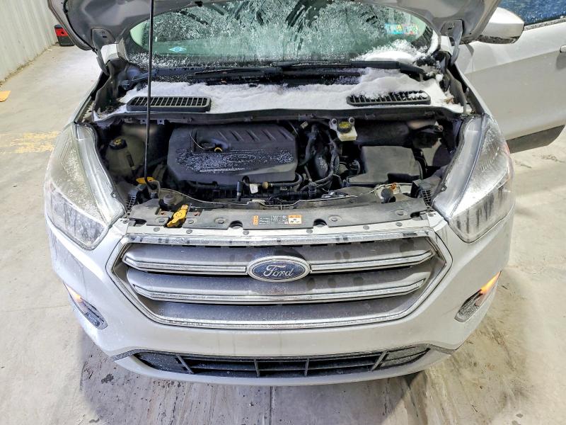 Фото 11 - FORD ESCAPE