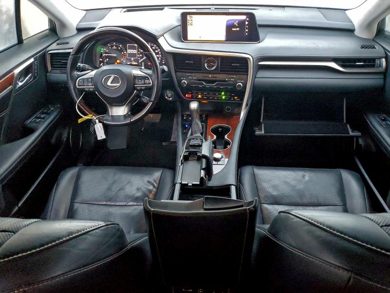 Фото 8 - LEXUS RX350