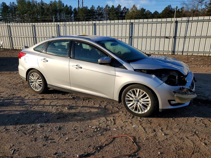 Фото 4 - FORD FOCUS