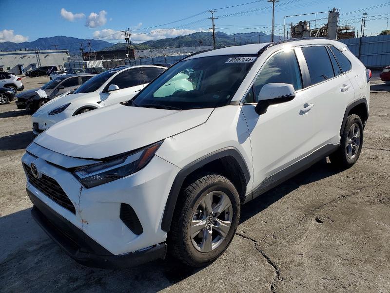 Фото 1 - TOYOTA RAV4