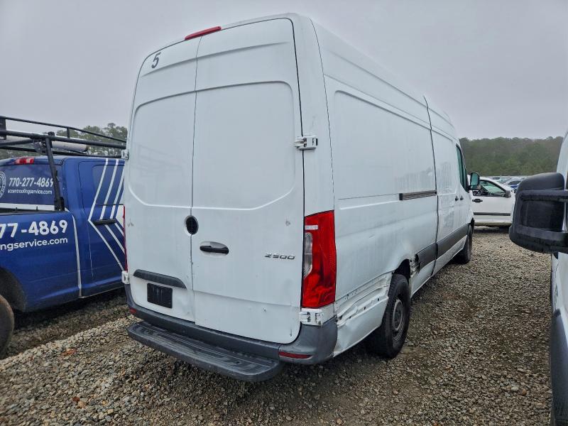 Фото 3 - MERCEDES-BENZ SPRINTER