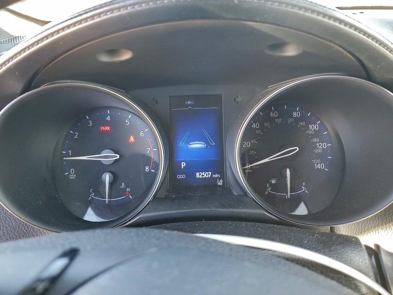 Фото 9 - TOYOTA C-HR